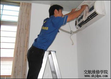 空调室外机主板电源损坏维修培训方法